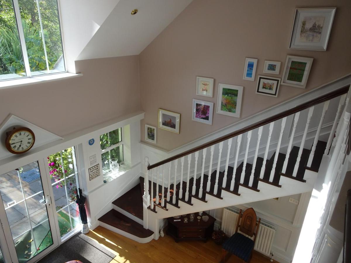 Grove Lodge Killorglin Kerry entrance hall